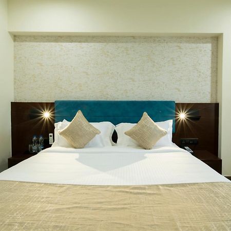 Icon Boutique By Bhagini Bangalore Exterior foto